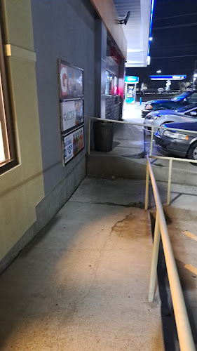 Millos Venezuelan food locación temporal dentro de la estación de servicio solo para llevar 🙏🏻 Millos Venezuelan food locación temporal dentro de la estación de servicio solo para llevar 🙏🏻