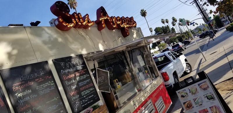 Sus Arepas (Food Truck) Sus Arepas (Food Truck)