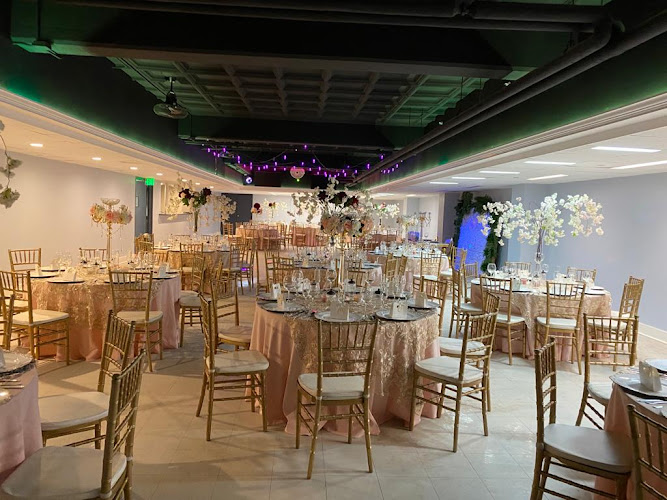 El Camaleon Bar & Grill El Camaleon Bar & Grill