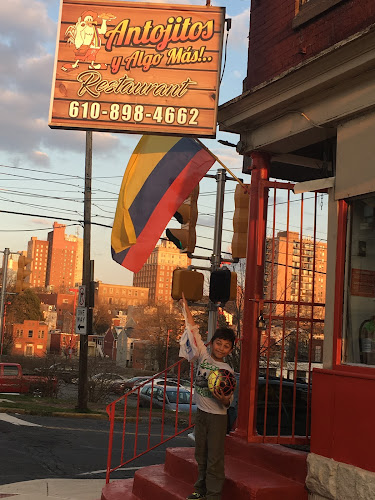 Antojitos y algo más Antojitos y algo más