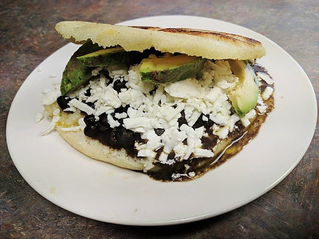 Rica arepa venezolana